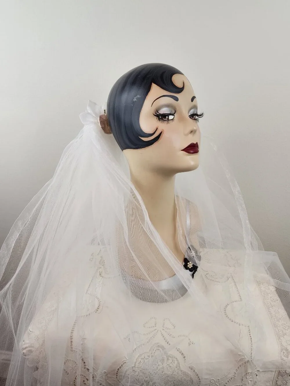 Vintage White Tulle Double Layer Wedding Bridal Veil w/ White Roses Rhinestones